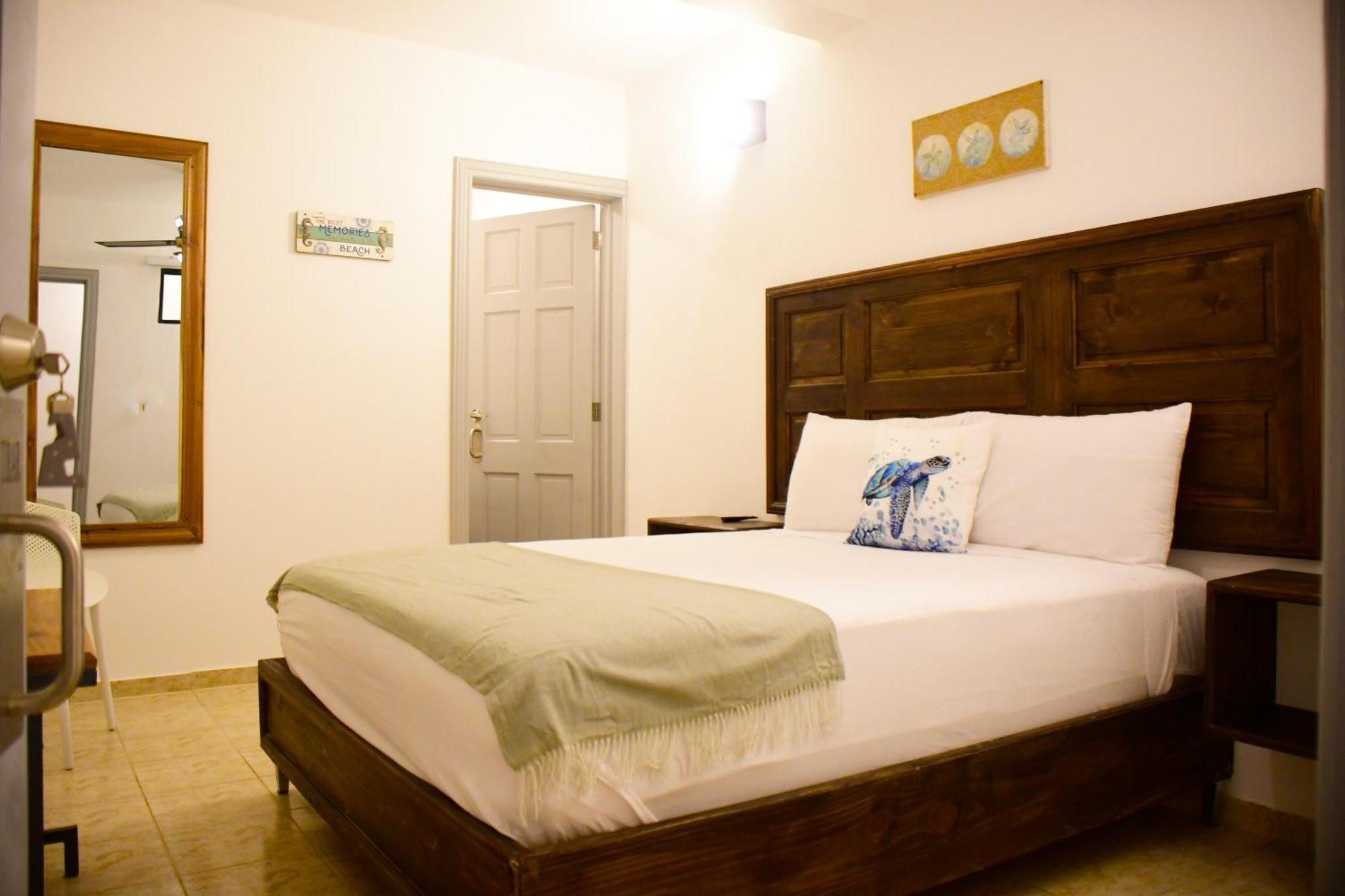 Hostal Marina Samana 외부 사진