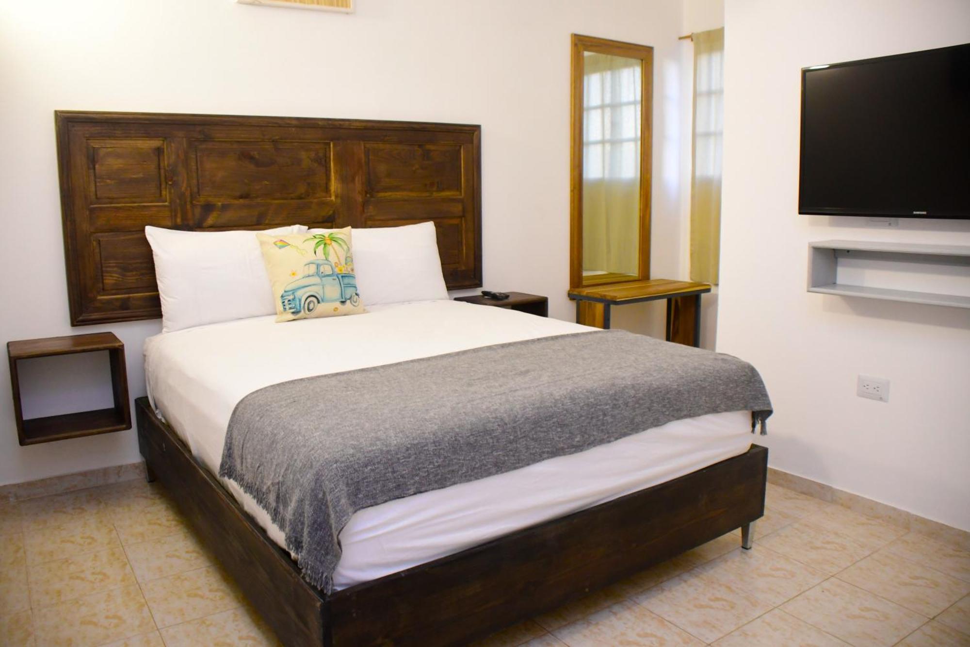 Hostal Marina Samana 외부 사진