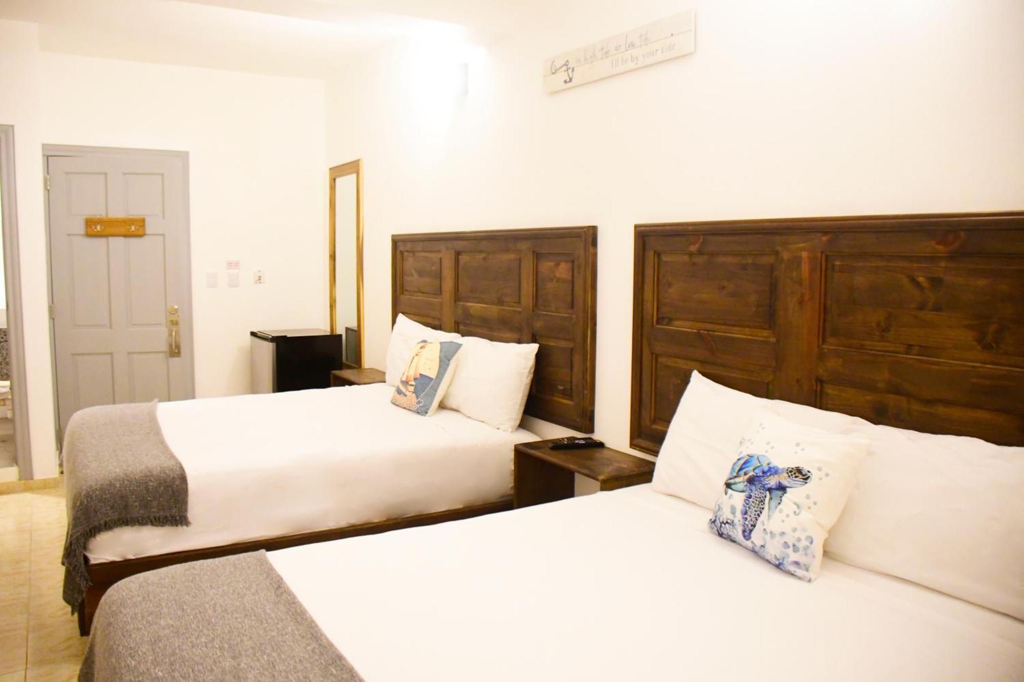 Hostal Marina Samana 외부 사진