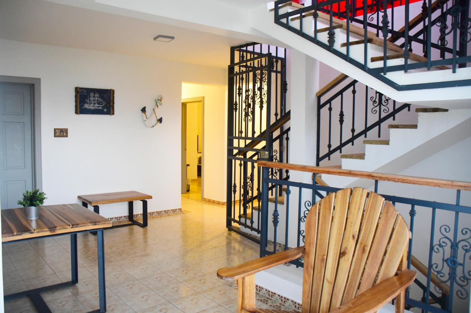 Hostal Marina Samana 외부 사진